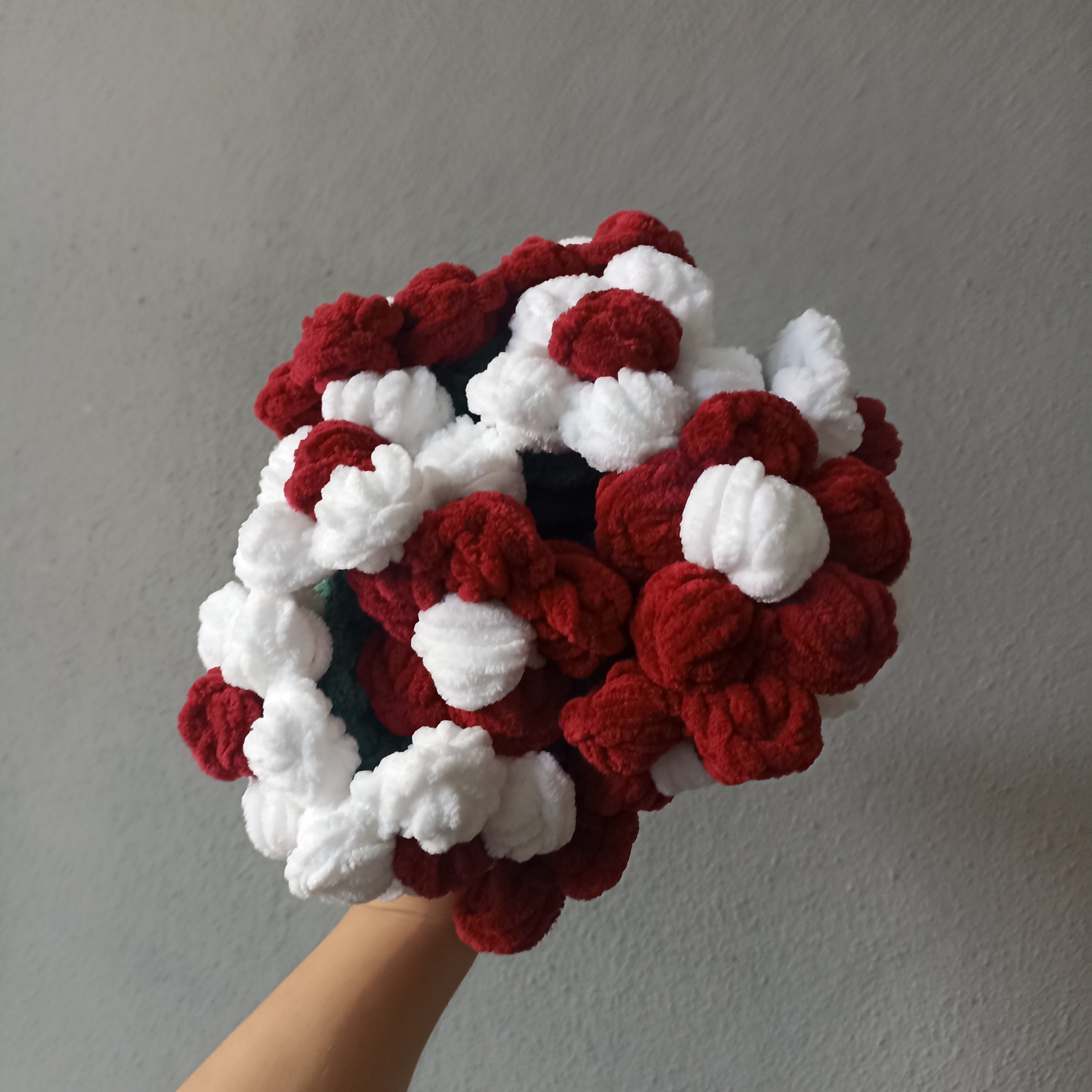 Puf Papatya Pofuduk Buket Battaniye - Örgü Buket Battaniye (80 cm)