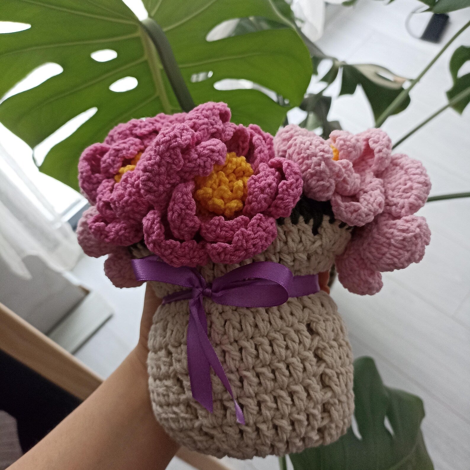 El Yapımı Pembe Tonlu Şakayık Buket Battaniye - 40 cm/80 cm